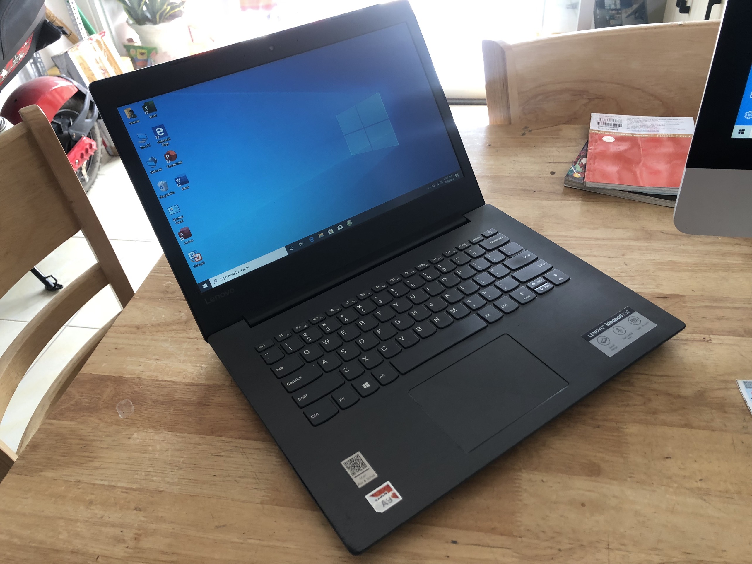 Lenovo idepad 330 amd a9 ram 8gb ssd 256gb 14inch giá rẻ