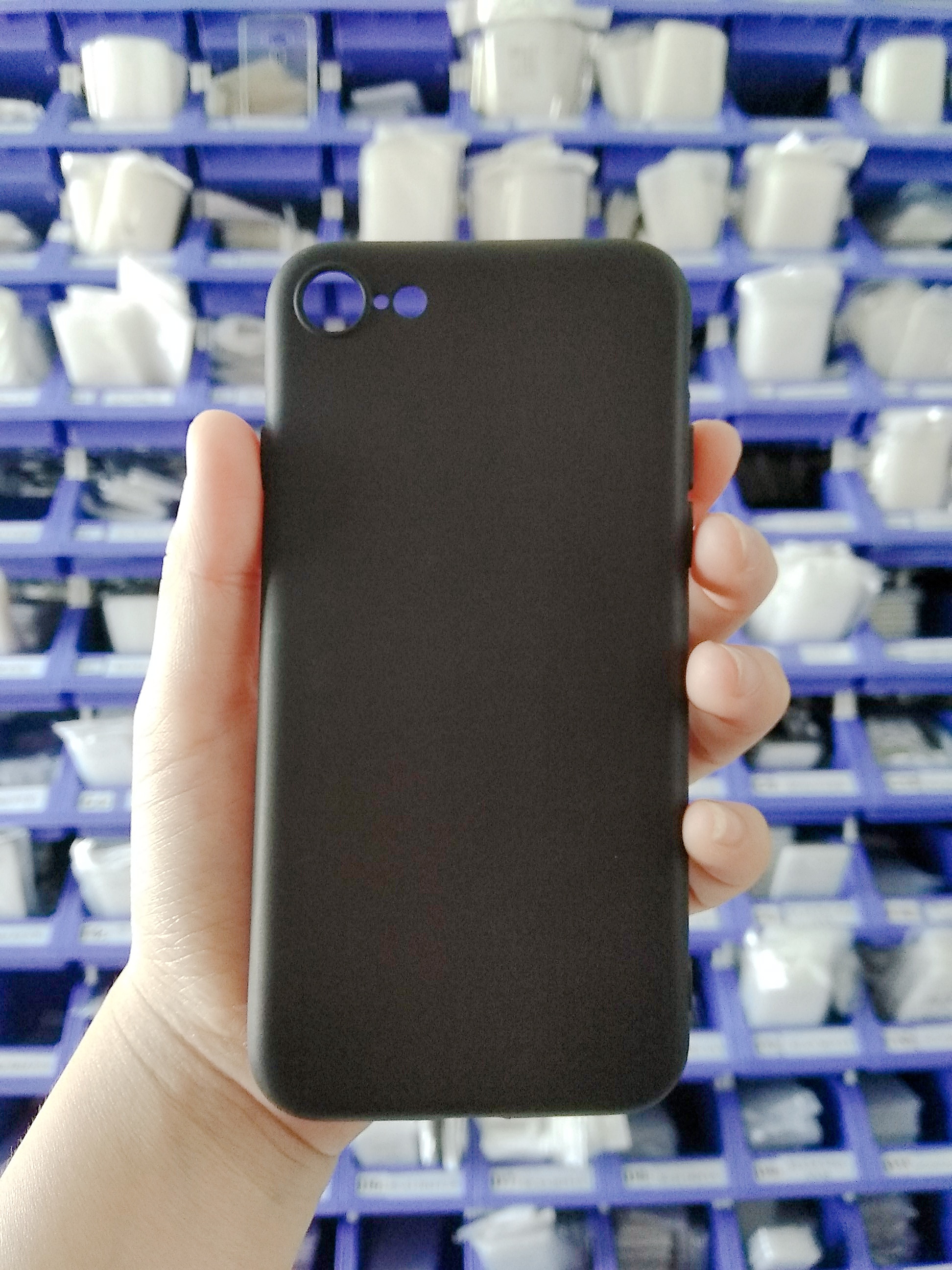 Ốp lưng iphone 7/8/se 2020 dẻo đen xịn