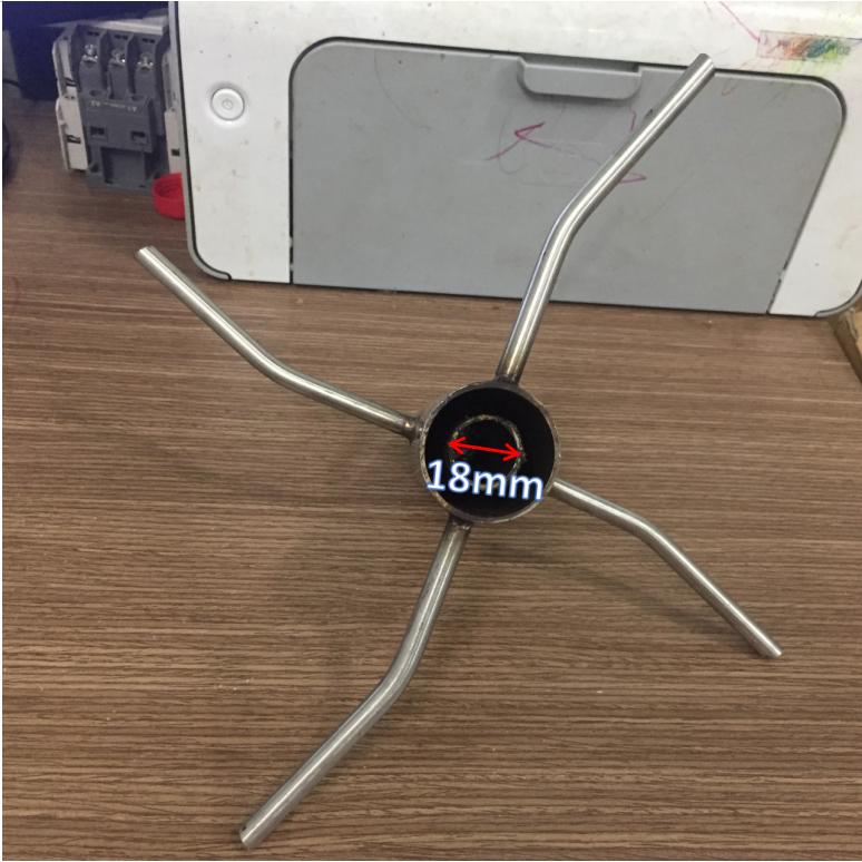 Que đánh chà bông 4 cánh dùng cho nồi 30cm