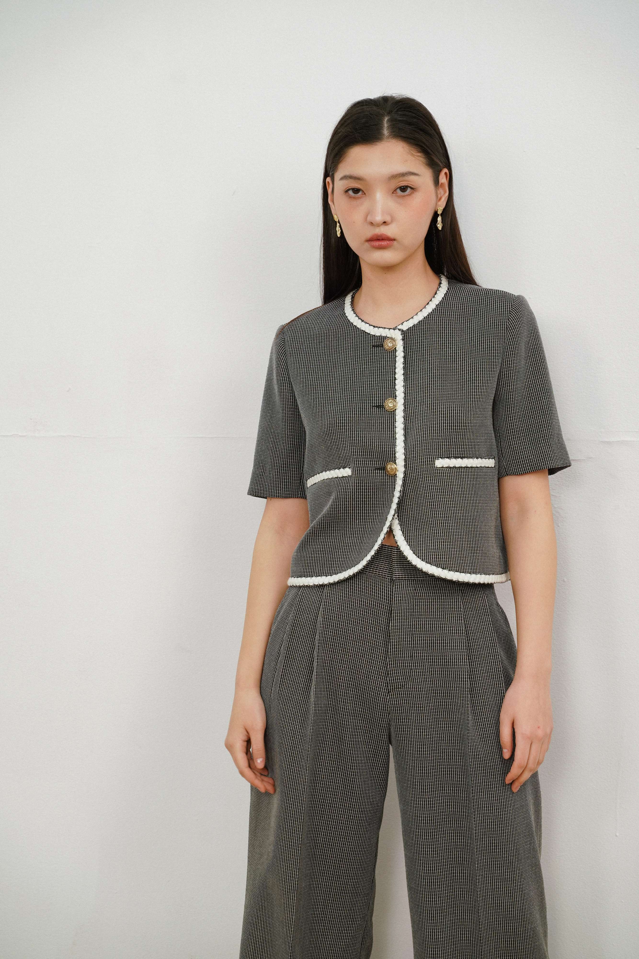 ÁO KHOÁC CỘC TAY - CELINA JACKET