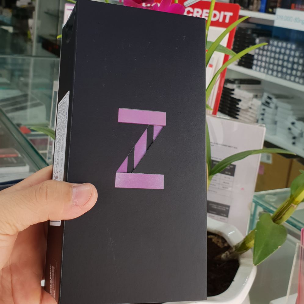 SAMSUNG Z-FLIP ,HÀNG MỚI 100%