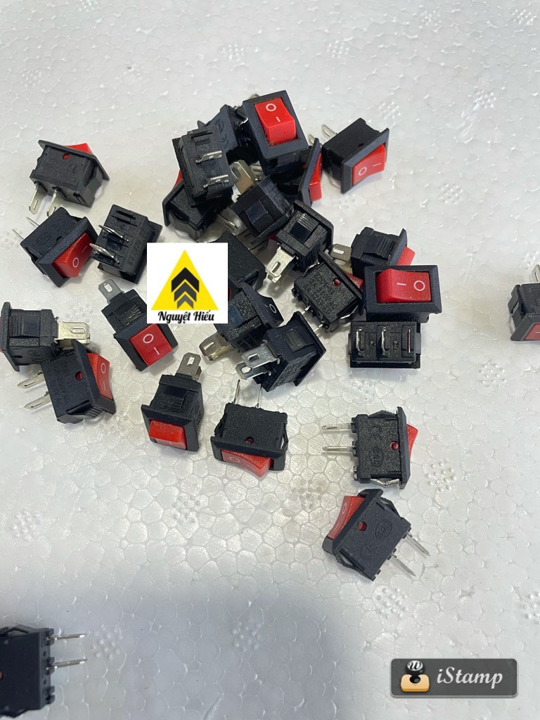 Set 10 công tắc on off nhỏ