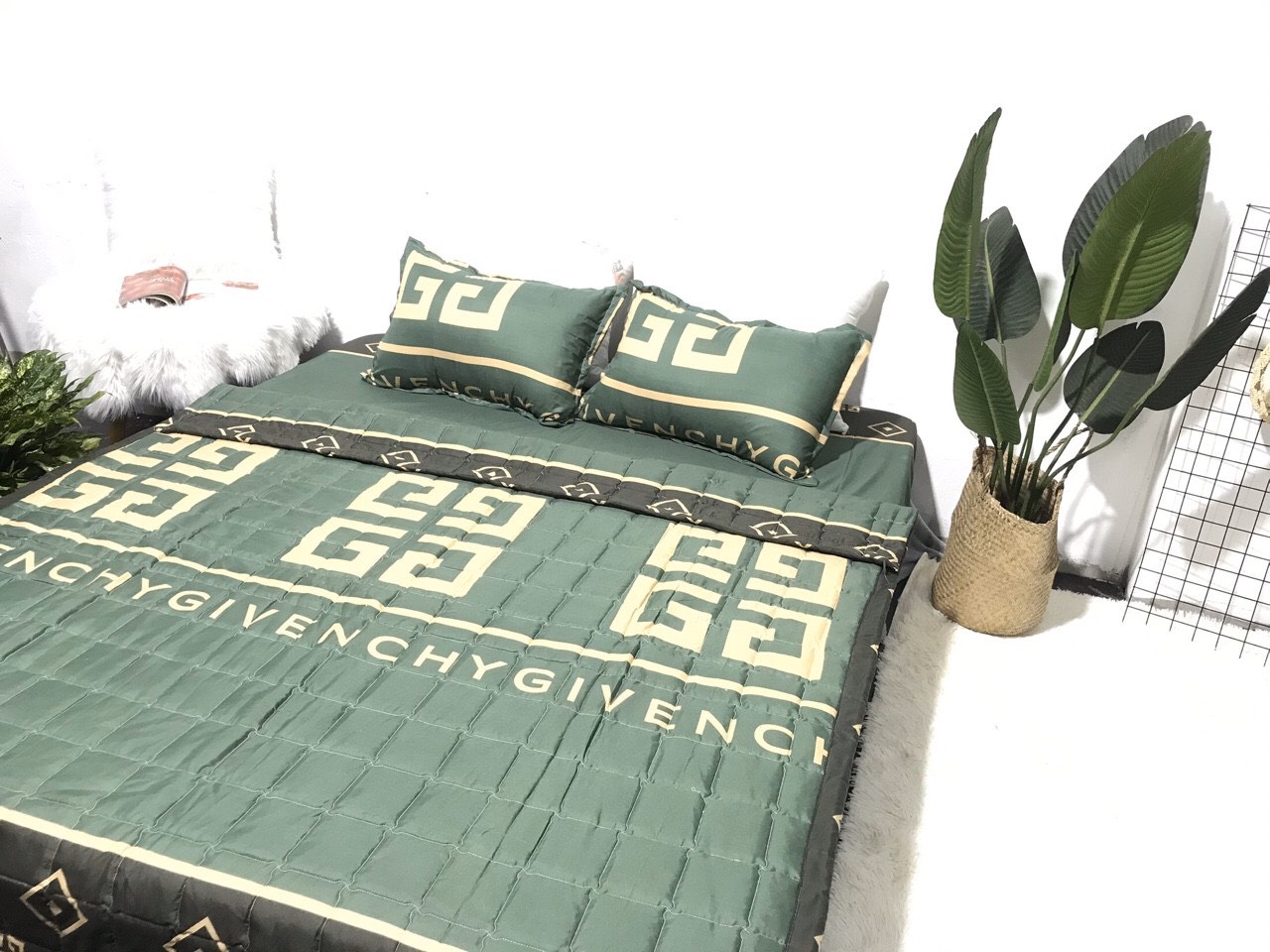 BỘ CHĂN GA GỐI 5 MÓN - GIVENCHI XANH