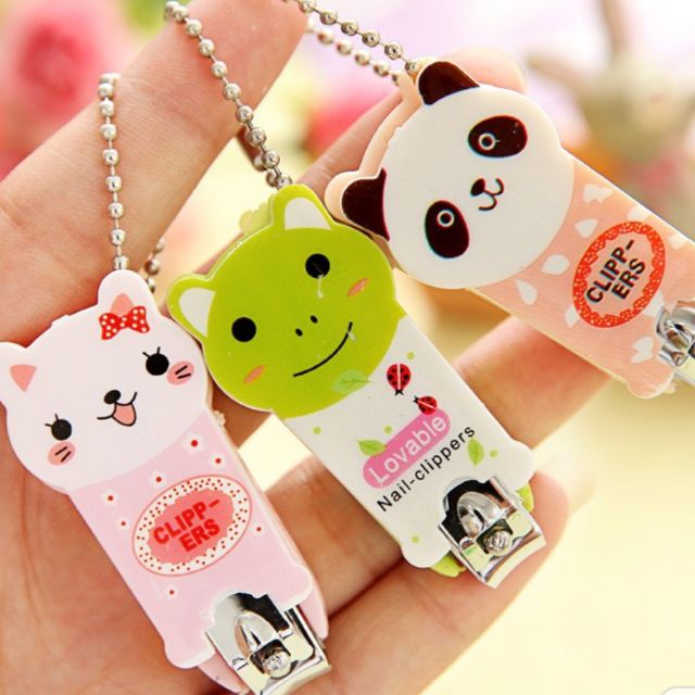 Set 5 Bấm Móng Tay Nhỏ Có Móc Treo Hình Thú cho bé