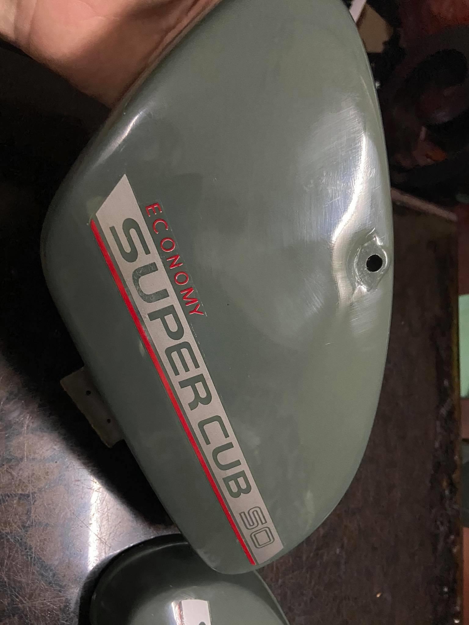Đôi cốp honda cub 81 zin (màu xanh )