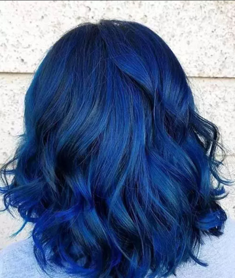 Kỹ thuật nhuộm tóc màu xanh biển