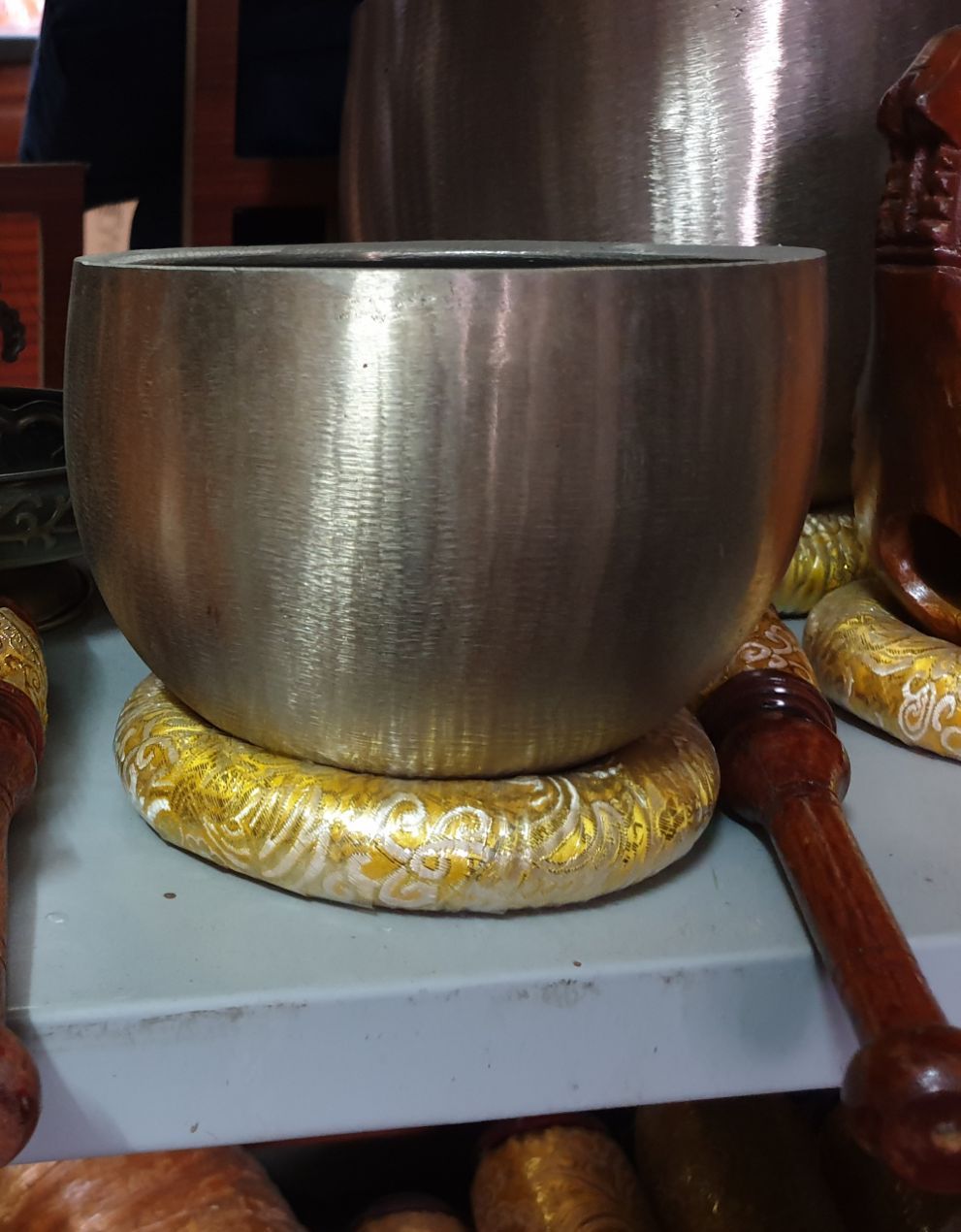 chuông, mõ Huế 2 tay đường kính 12cm, 2.5 tay đường kính 15cm