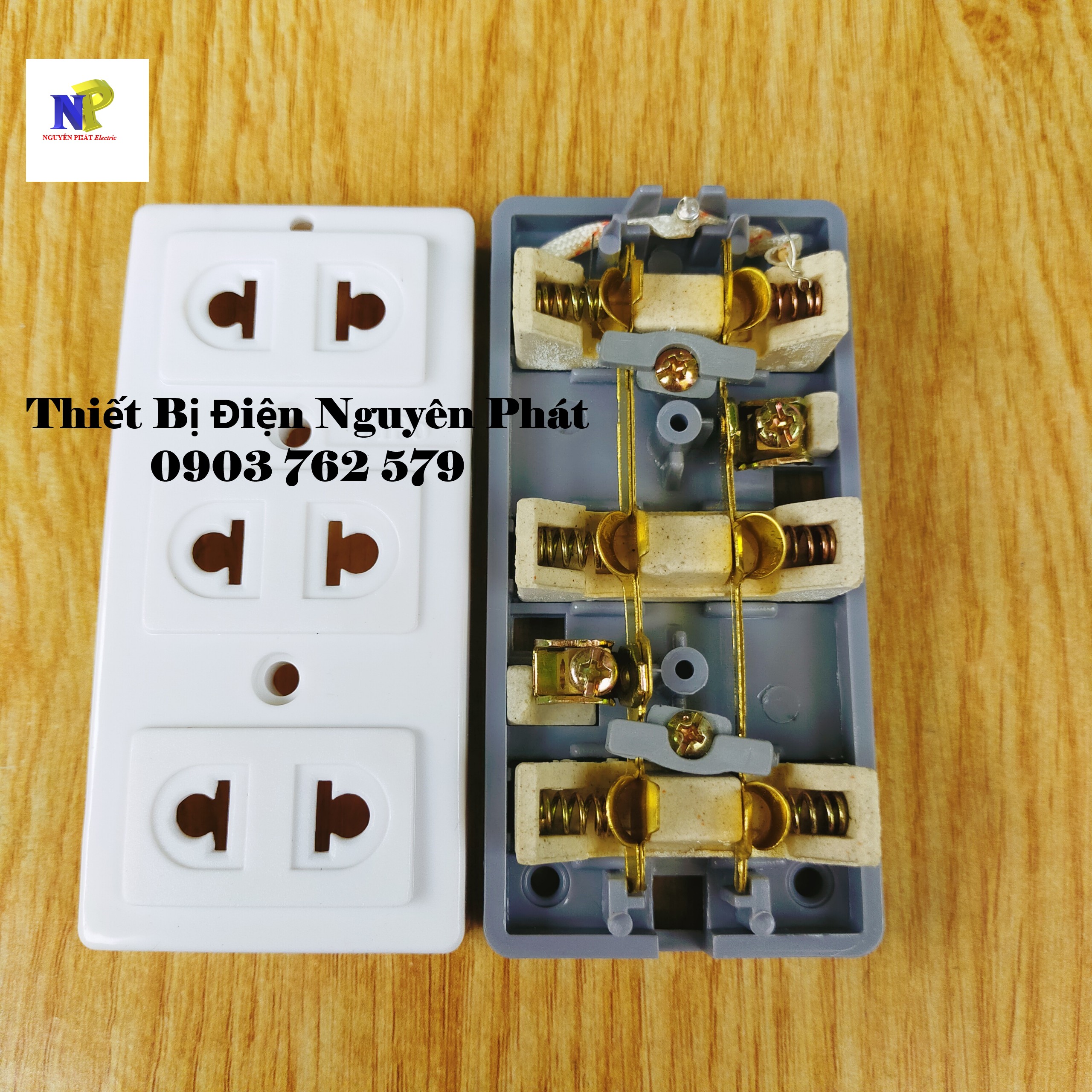 [PIPO] Ổ Cắm 3 Lổ CS6000w Siêu Chịu Tải P37 ( Có Lõi Sứ Cách Điện)