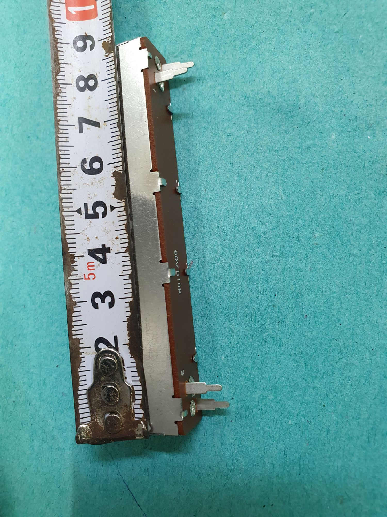 2 chiếc chiết áp gạt 50K
