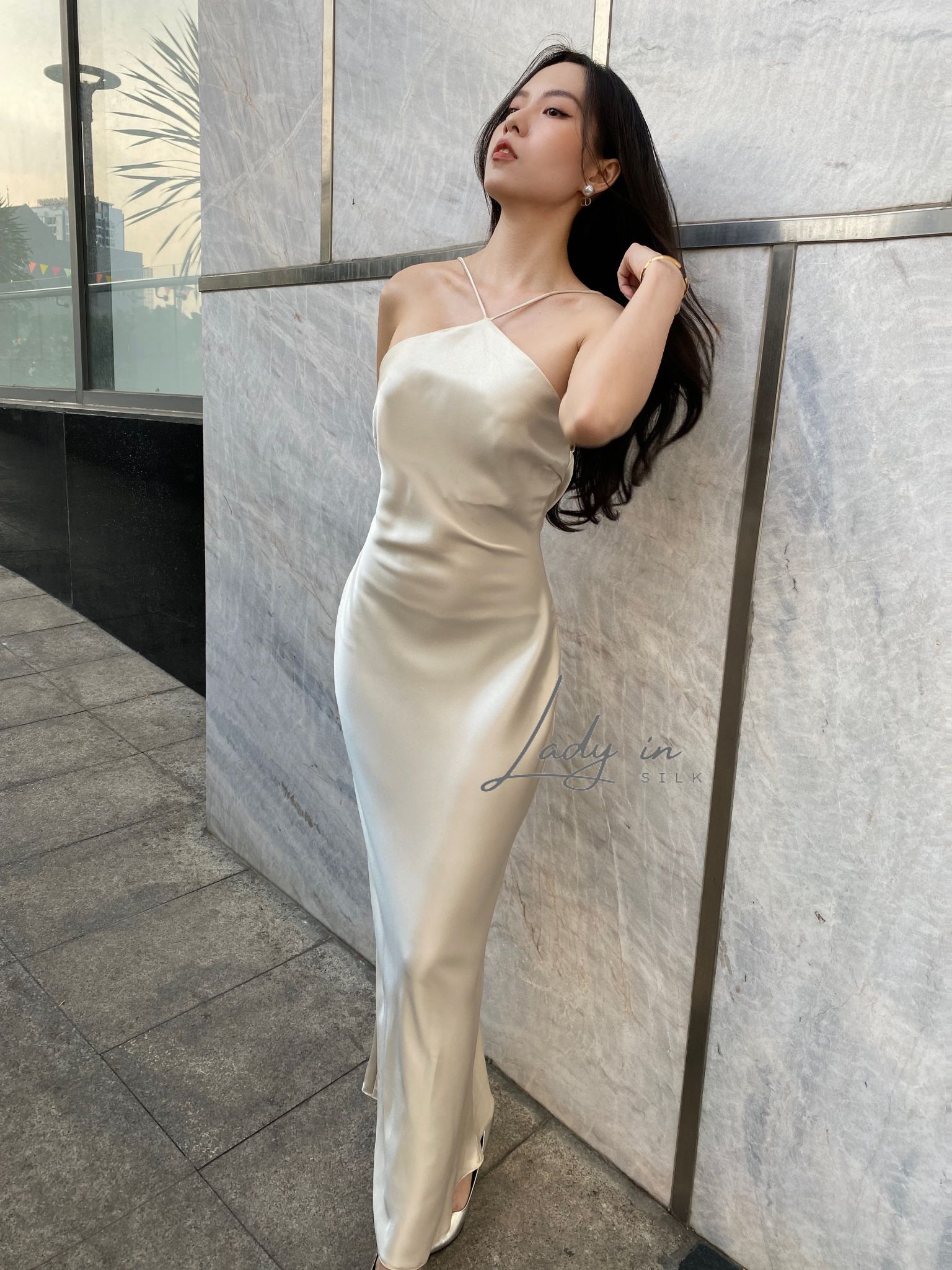 Đầm Lụa Thiết Kế Thời Trang Cao Cấp | Cổ Yếm Thanh Lịch Lady in SILK
