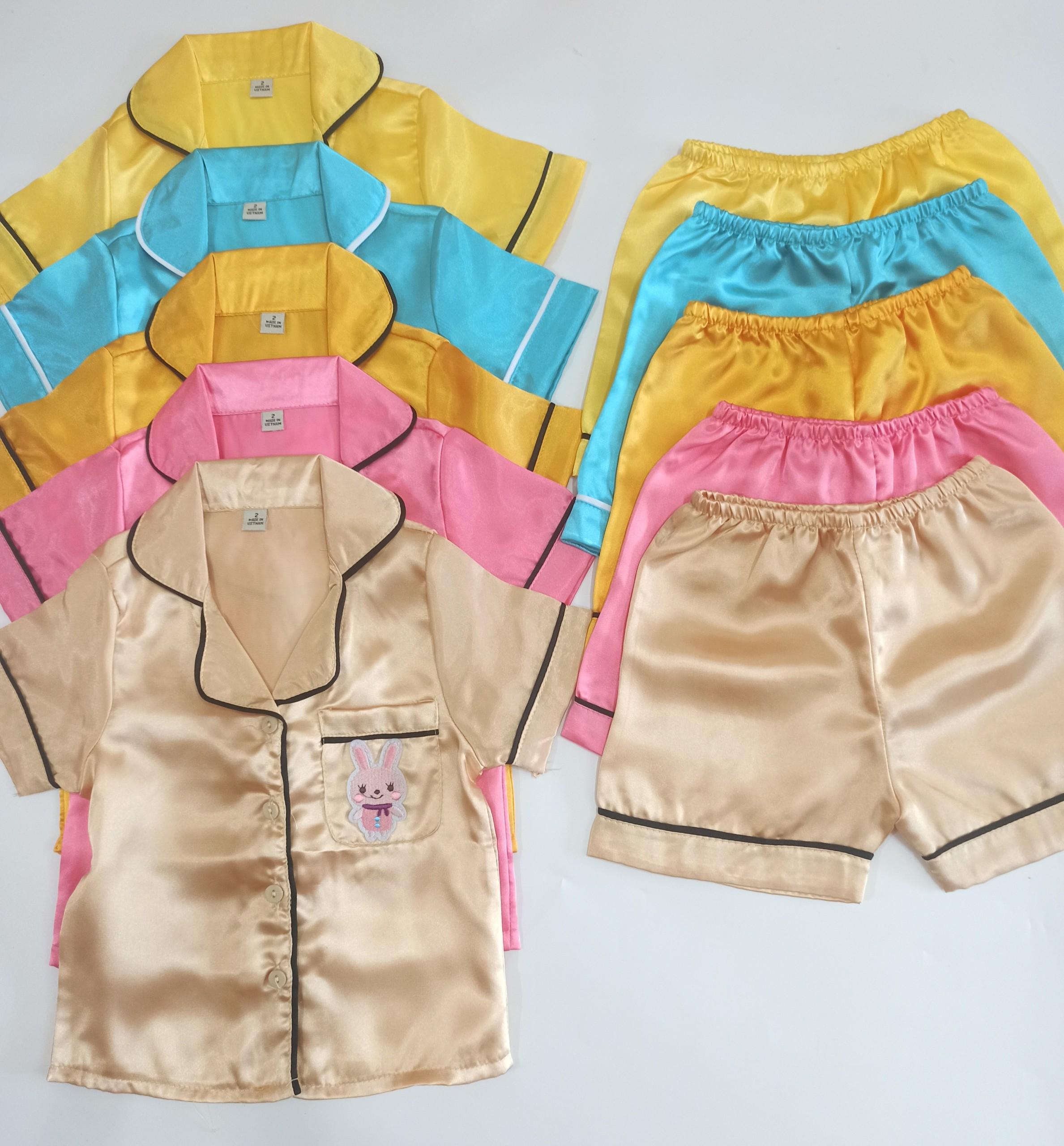 Bộ Quần Áo Pijama Chất Phi Lụa Bóng Cho Bé Trai Bé Gái