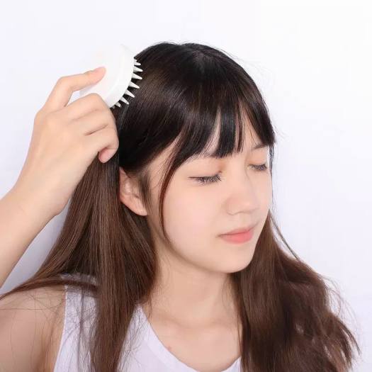 Lược gội đầu Silicone Nhật Bản - Massage Da Đầu