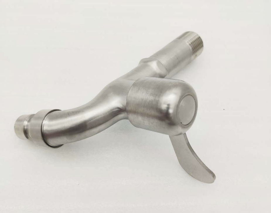 Vòi hồ inox dài