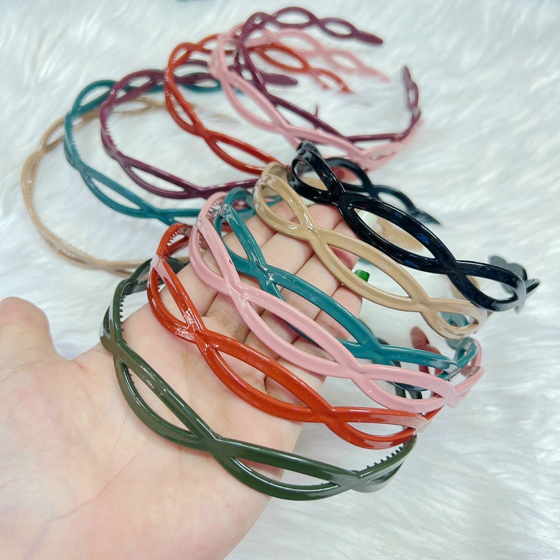 1 cái Cài tóc - bờm tóc bằng nhựa màu