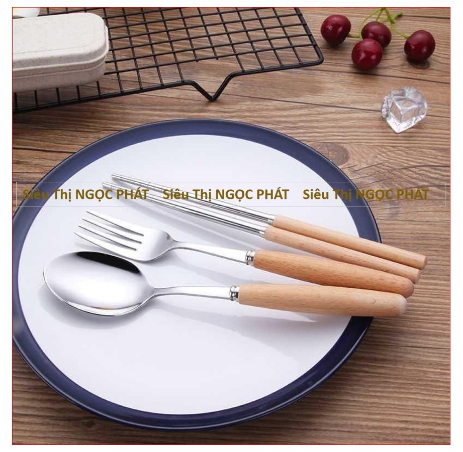 Bộ Đũa, Thìa, Nĩa_Cán Gỗ_Kèm Hộp Đựng Lúa Mạch