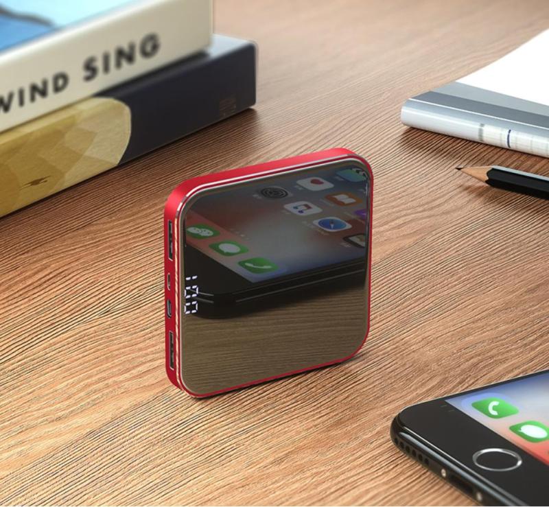 Giá Sạc Dự Phòng Siêu Mỏng Mặt Kính DC01 10000mAh