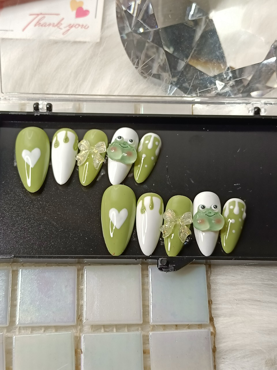 NAILBOX THIẾT KẾ CHAMR CON ẾCH DỂ THƯƠNG
