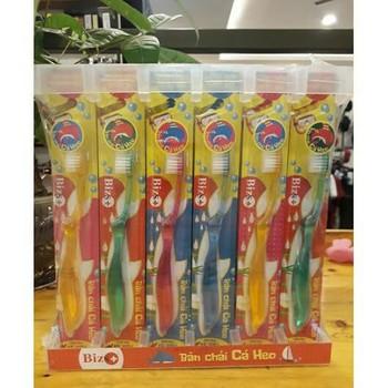 Bàn chải Cá Heo BIZS Plus cho bé