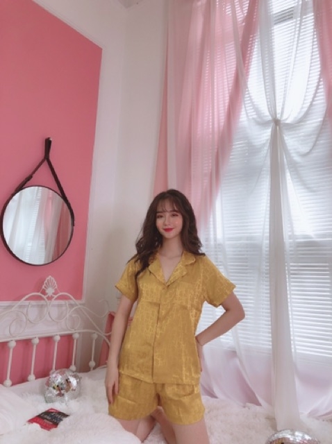 Bộ đồ Pijama lụa💖Bộ lụa gấm cộc-đùi cao cấp [hàng chuẩn kèm Video+ảnh thật]