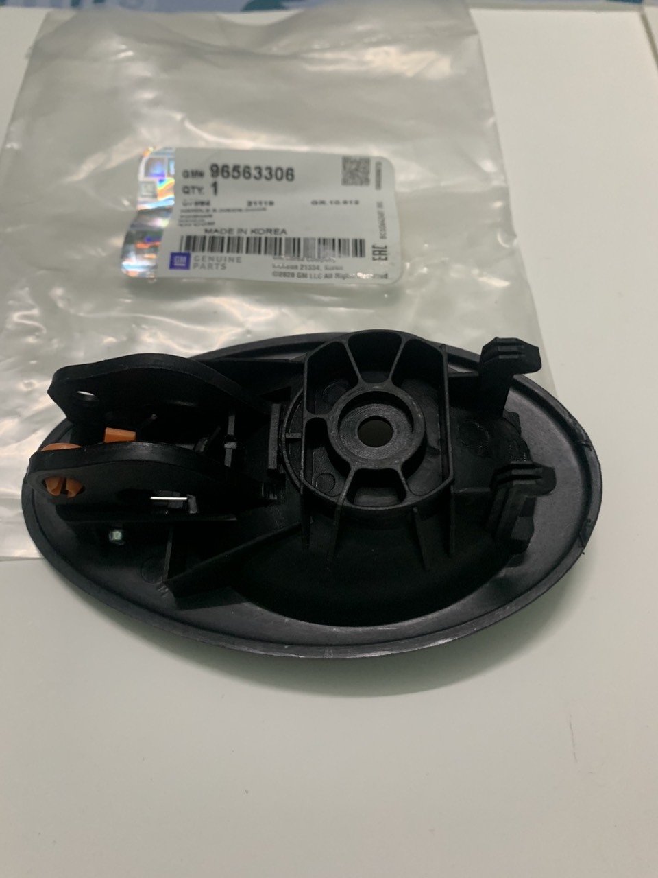 Tay mở cửa trong xe Matiz, Spark