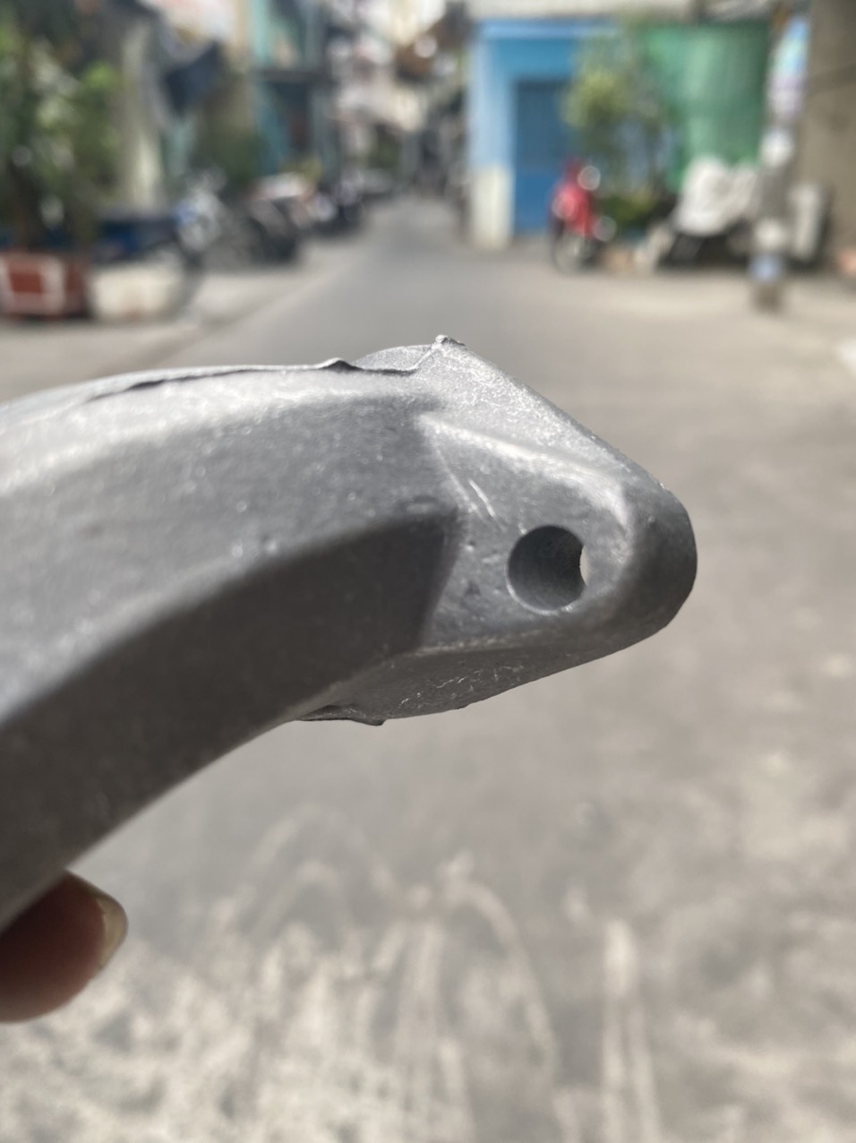 CO XĂNG NHÔM XE 67
