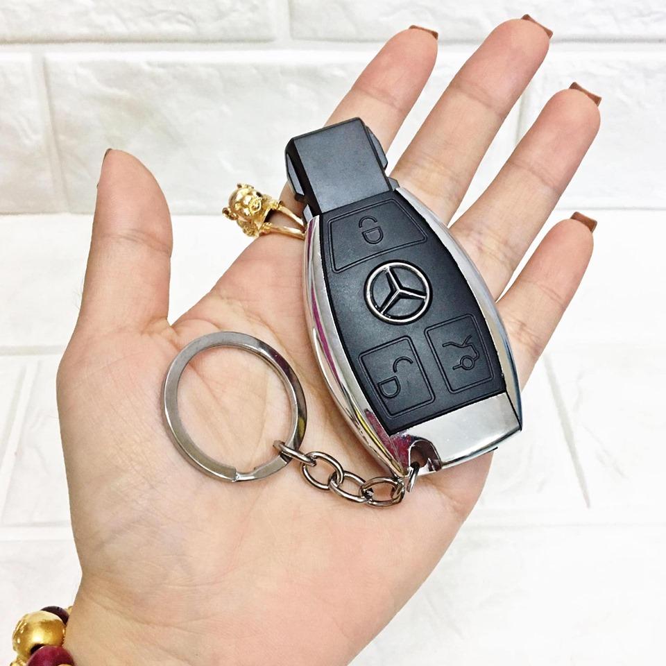 Bật lửa điên  - MÓC KHÓA XE HƠI MERCEDES - (SẠC ĐIỆN)