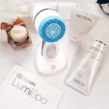 Lumi Spa - Máy rửa mặt tái tạo collagen