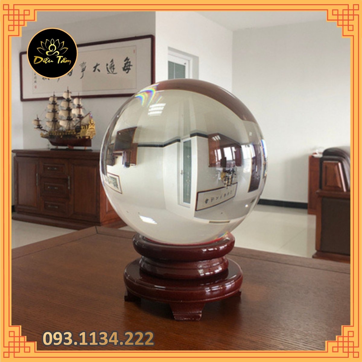 Sphere feng shui crystal white in