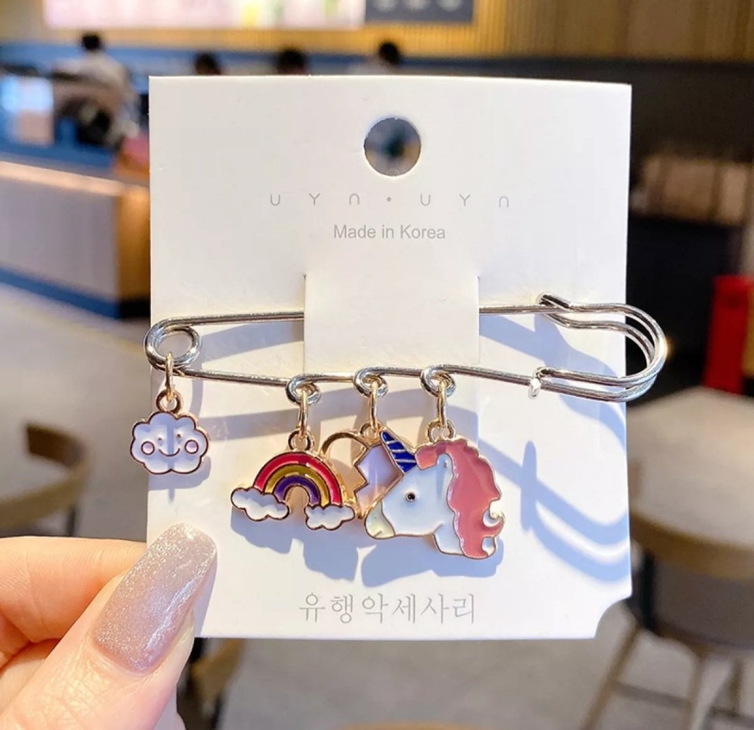 Ghim cài cho quần rộng tạo điểm nhấn - UniLabel