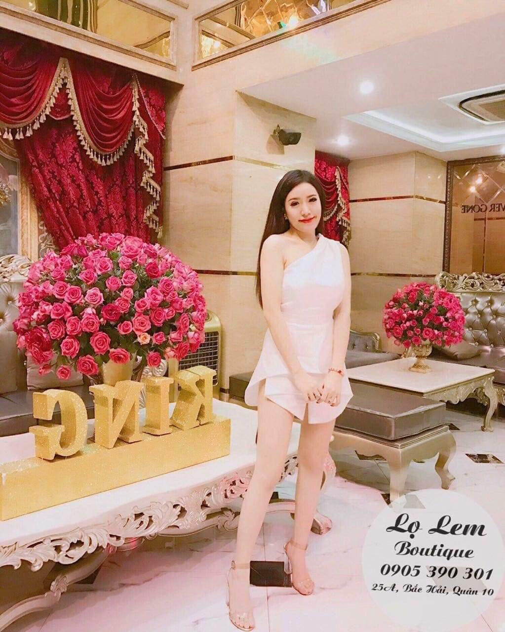 jump phi lệch vai