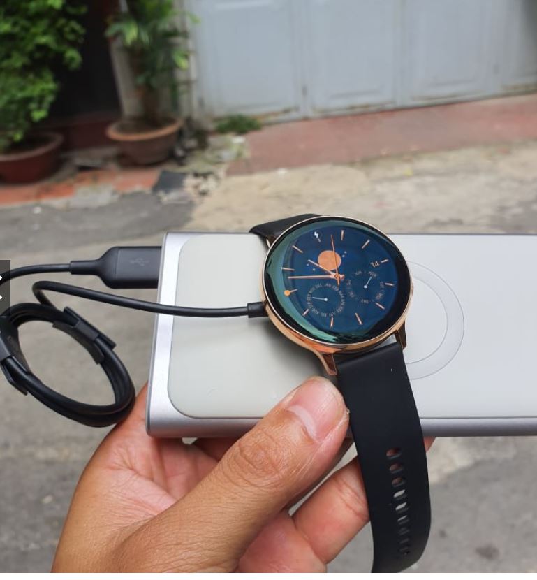 Đế sạc Samsung Galaxy Watch Active 2 - Hàng chính hãng