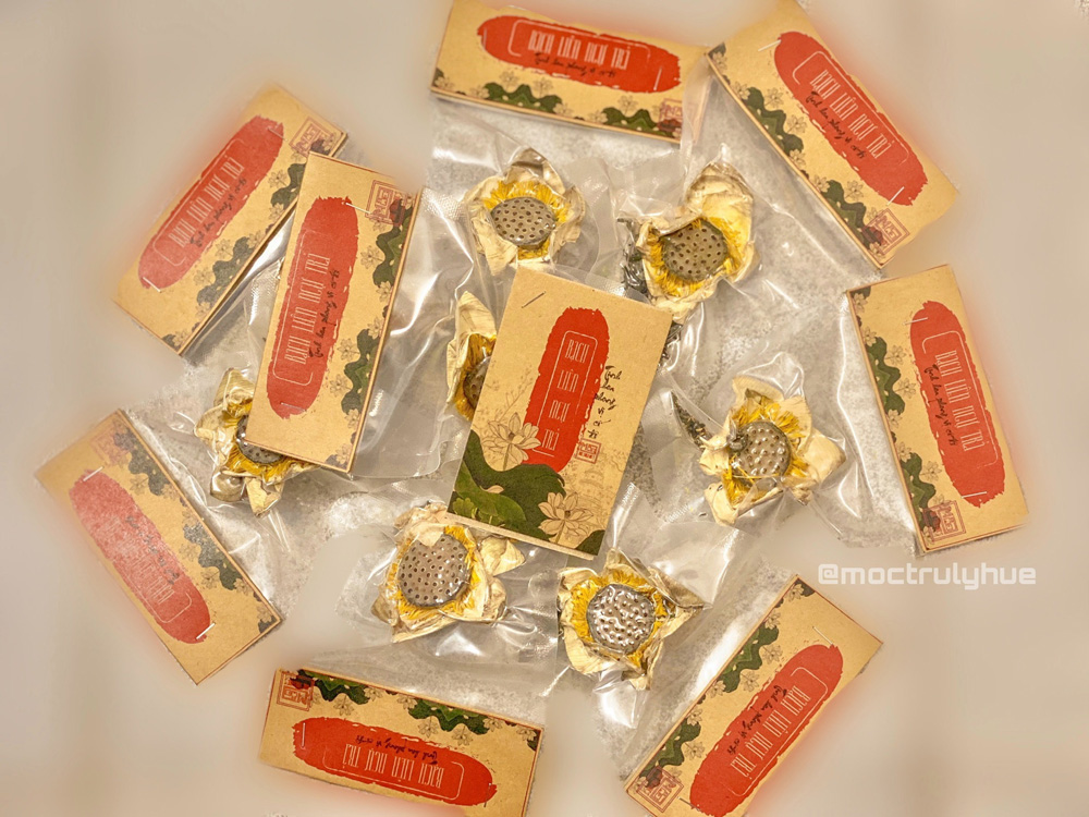 BẠCH LIÊN NGỰ TRÀ SEN HUẾ - Hộp 5 hoa