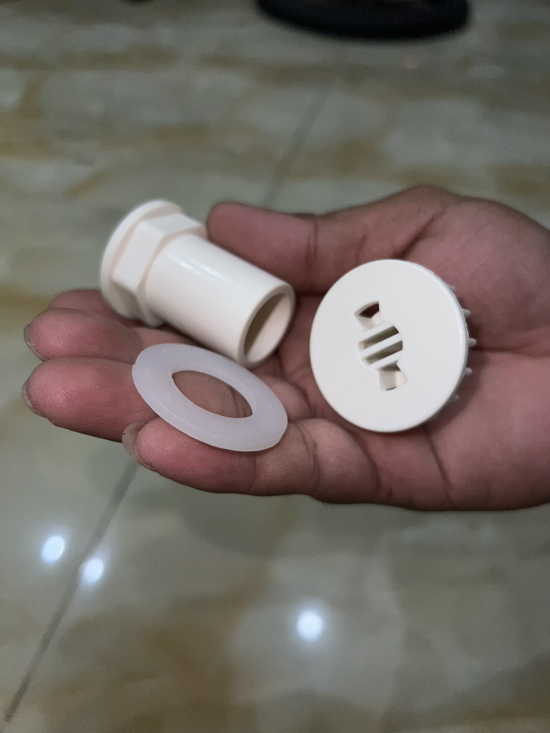 Out thoát nước xả đáy Phi 20 cho hồ cá ( loại thẳng)