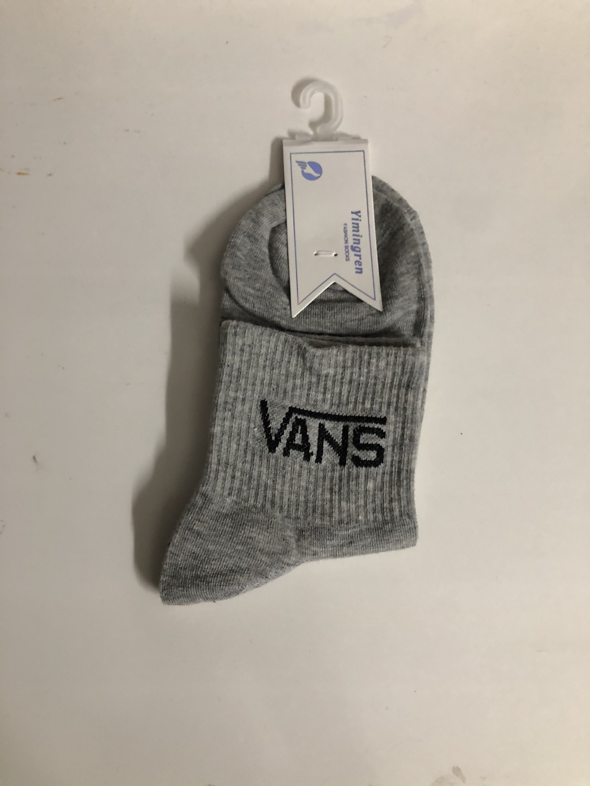 Tất Vans Cổ Trung Hàng Xuất Dư ( Mua 5Đôi TẶNG 1Đôi Nike Cao Cổ Trắng )