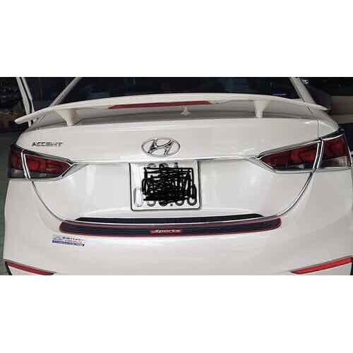 Đuôi gió thể thao Hyundai Accent