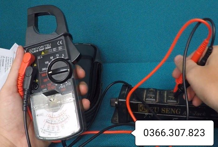 [HCM]Ampe kìm đo dòng AC KYORITSU 2608A (300A)