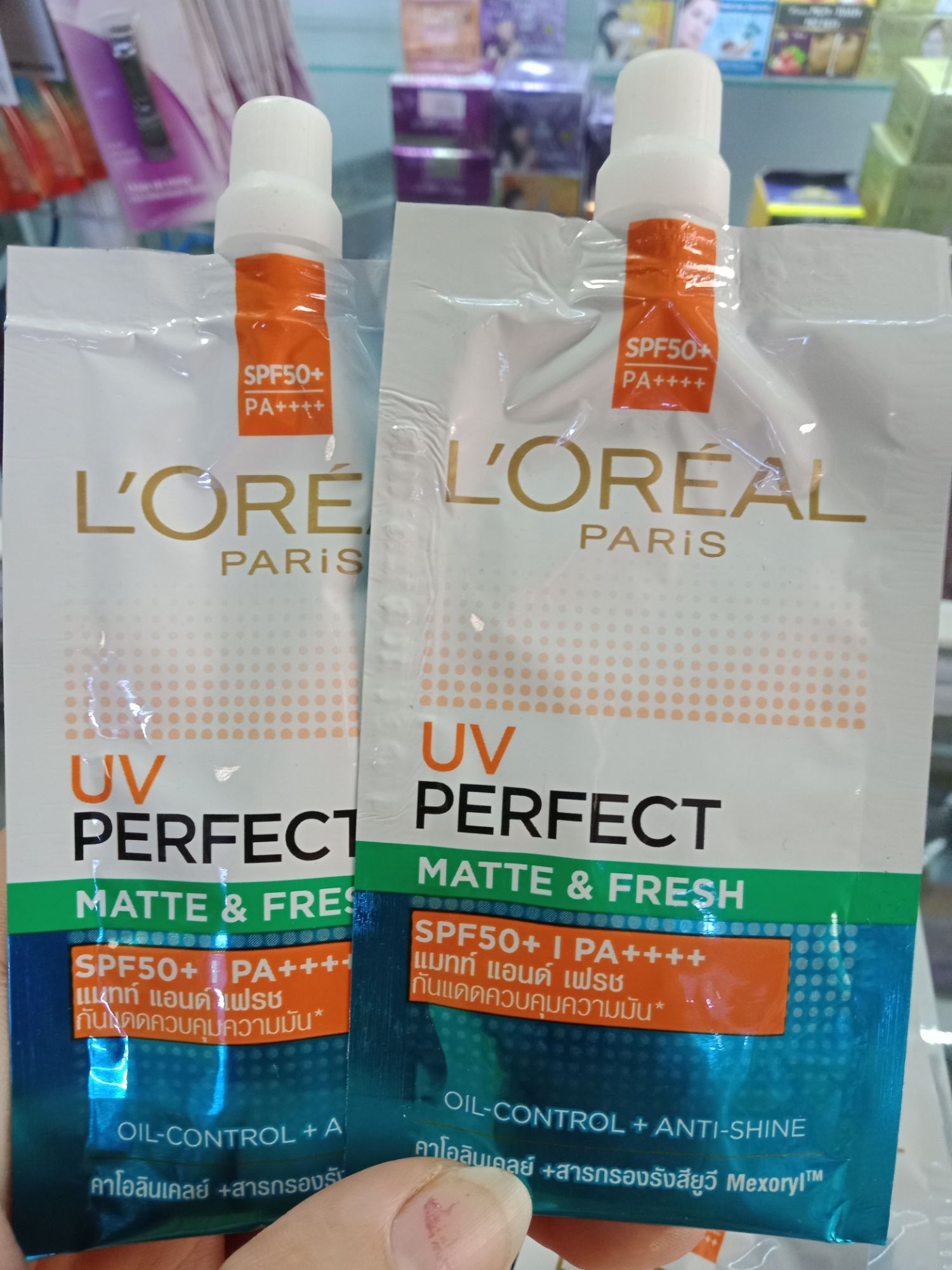 [HCM]Chống nắng Loreal dưỡng da kiềm nhờn 7ml