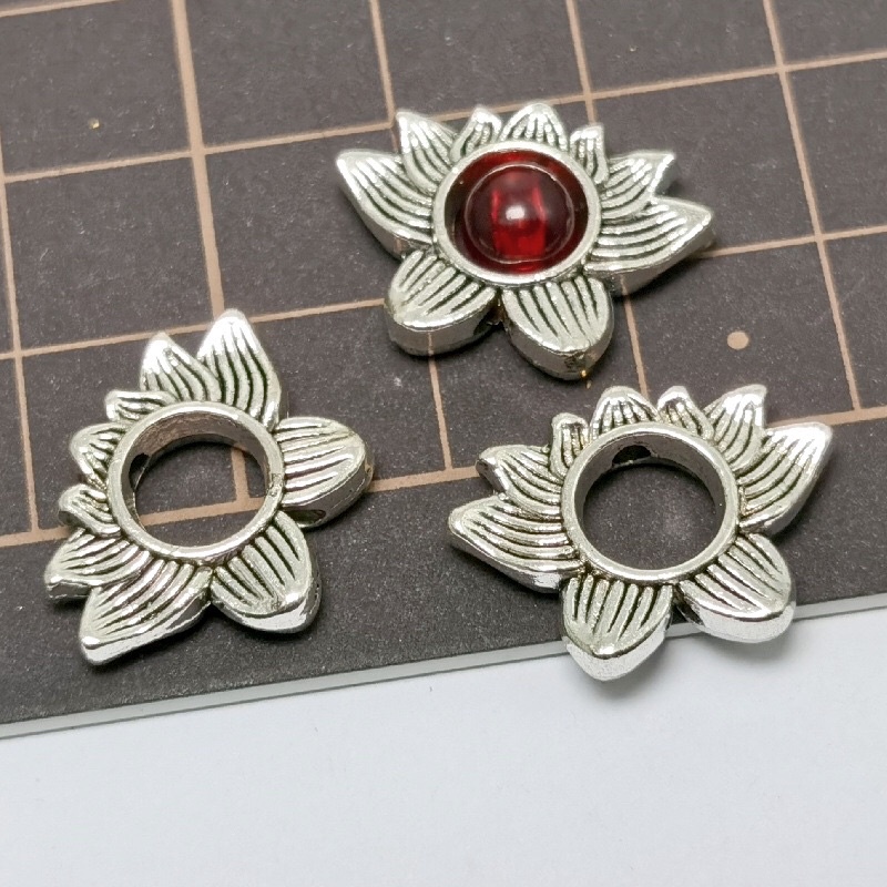 Charm hoa sen - KL068