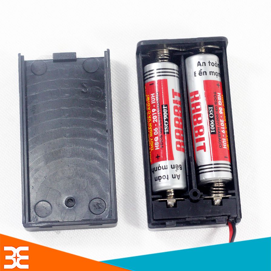 Đế 2 pin aa có nắp