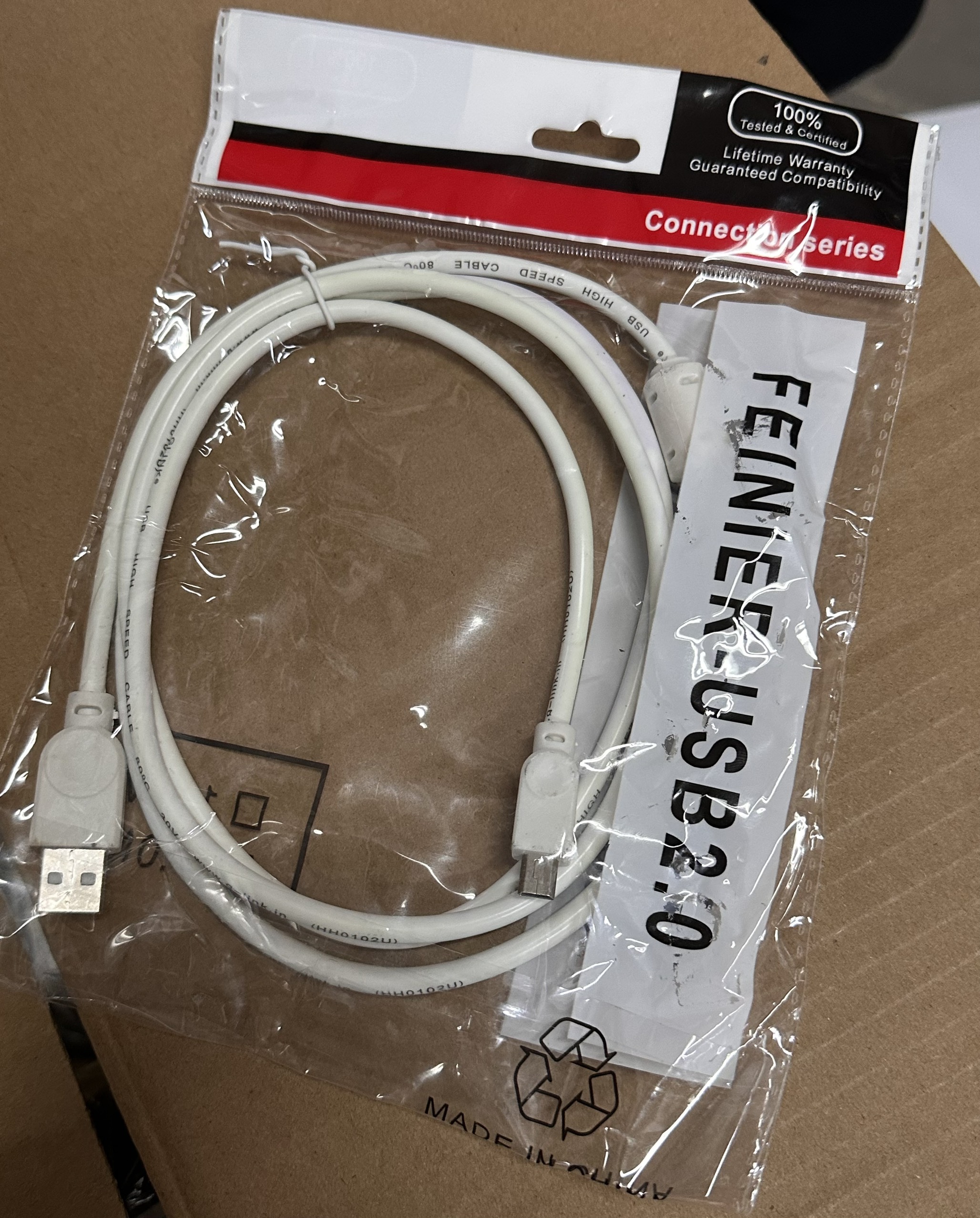 (HCM) DS5-Cáp USB ra hình thang