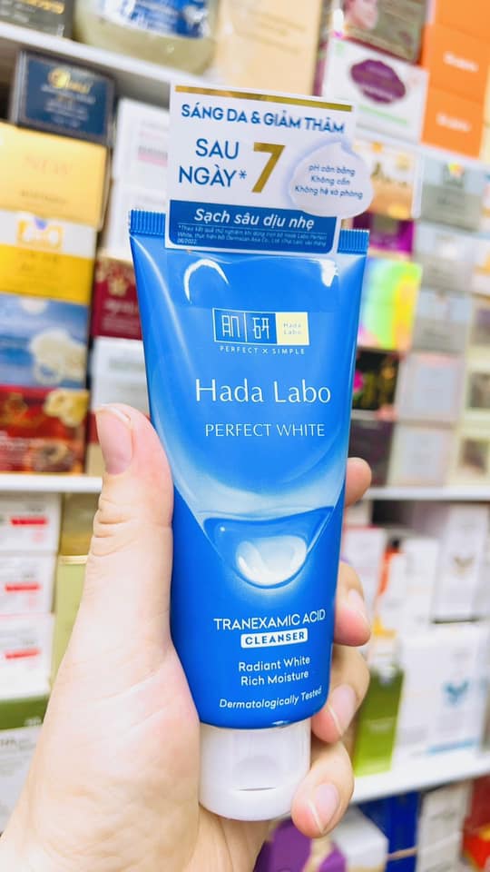 Sữa rửa mặt sạch sâu, dưỡng trắng Hada Labo 80g