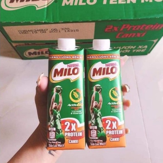 (Thùng 24 chai) Sữa Milo nắp vặn lúa mạch có đường Nestlé 210ml- DATE mới