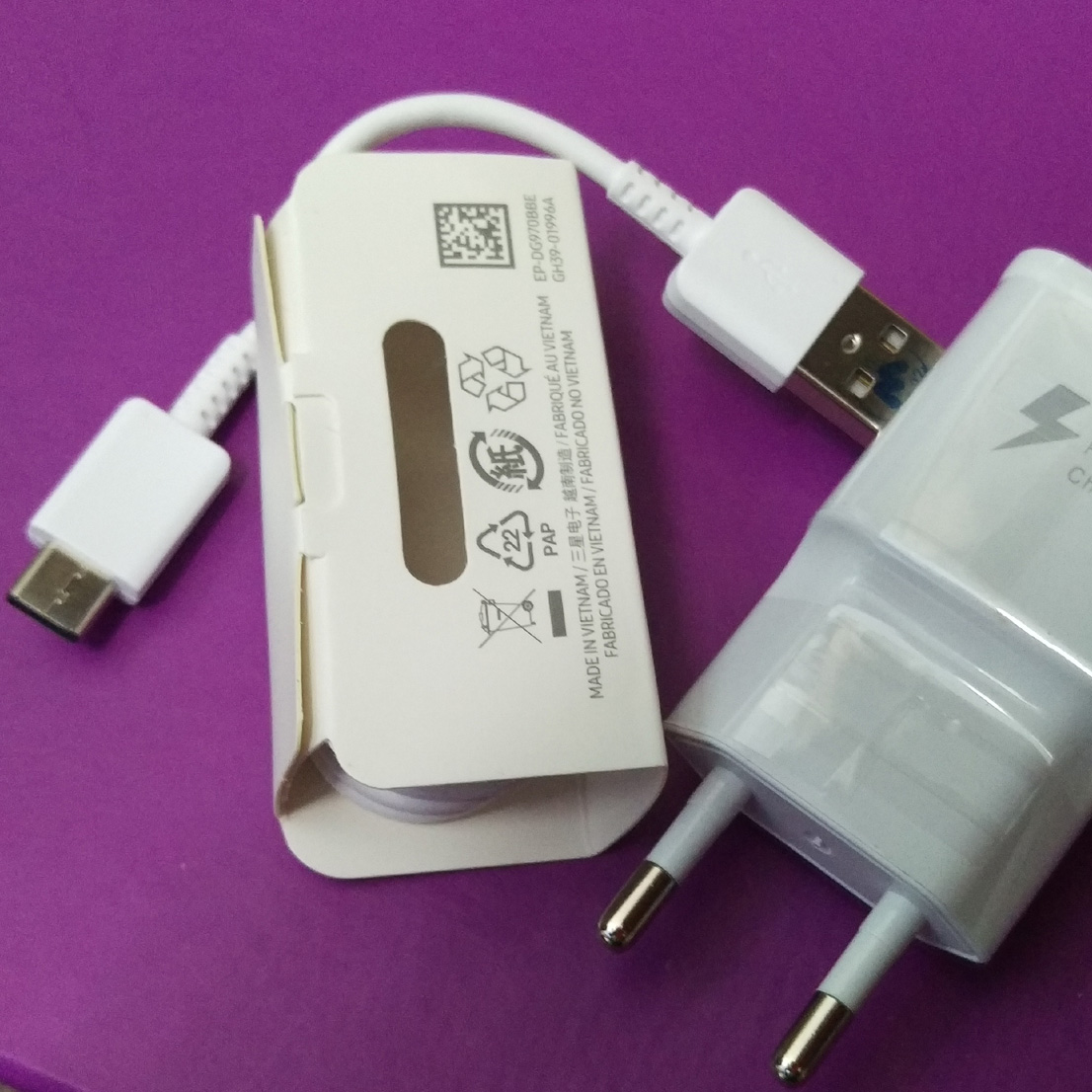 Bộ sạc nhanh Fast Charge Samsung Galaxy S8, S8 Plus, Note8, Note8 Plus, S9, S9+ Mau Trang Zin New cap chui sac dau to type c