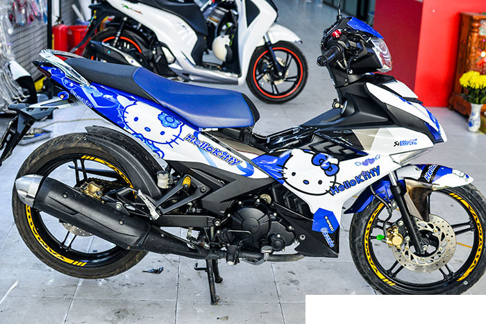 Tem trùm exciter 150 Xanh Trắng Hello Kitty, tem exciter 150, team trùm exciter 150, tem xe exciter 150, team trùm ex 150, team xe exciter 150 Xanh Trắng Hello Kitty