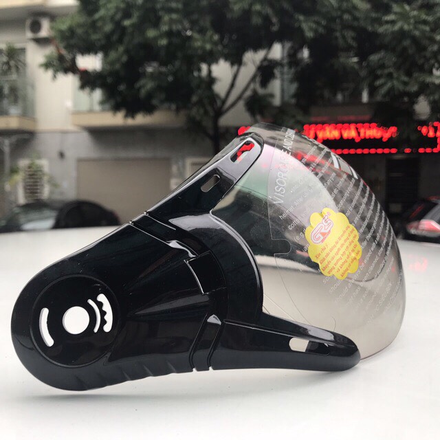 Kính dành cho mũ bảo hiểm GRS A102K
