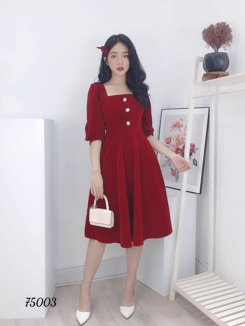 Đầm xòe dự tiệc cổ vuông phối nút dễ thương