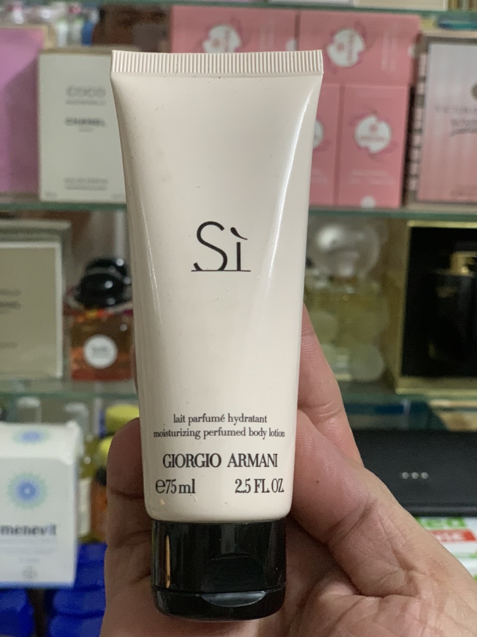 Dưỡng thể nước hoa Sì Giorgio Armani 75ml