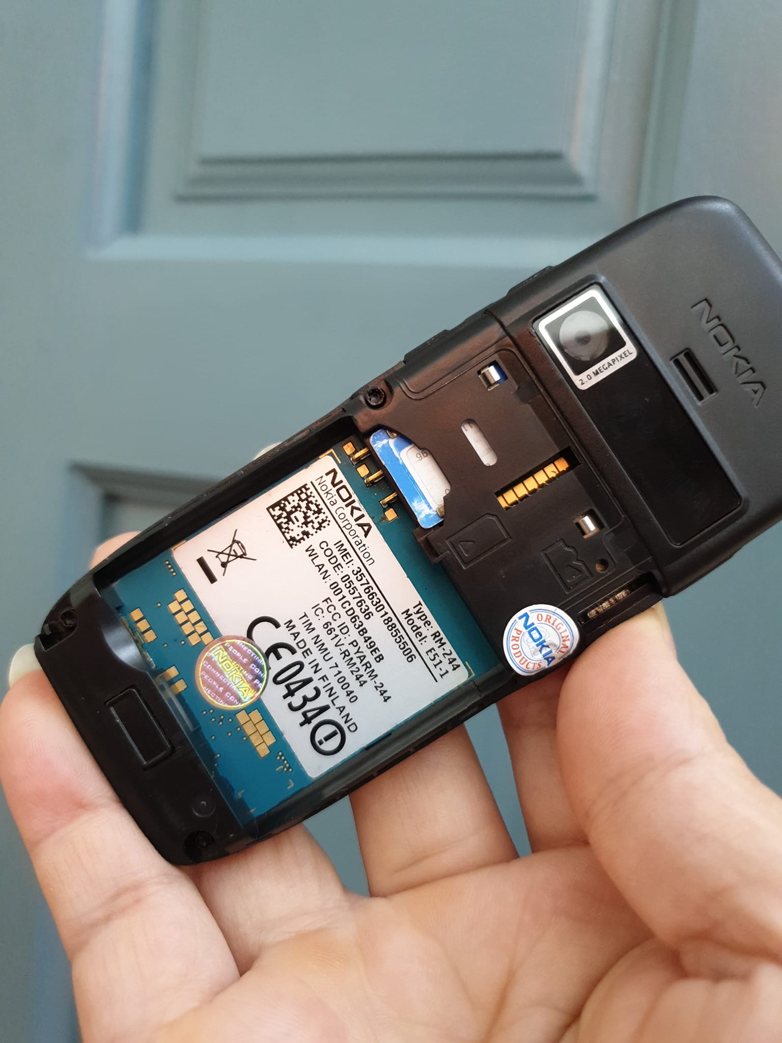 Điện thoại NOKIA E51 CHÍNH HÃNG – BẢO HÀNH 12 THÁNG (KÈM PIN ZIN)