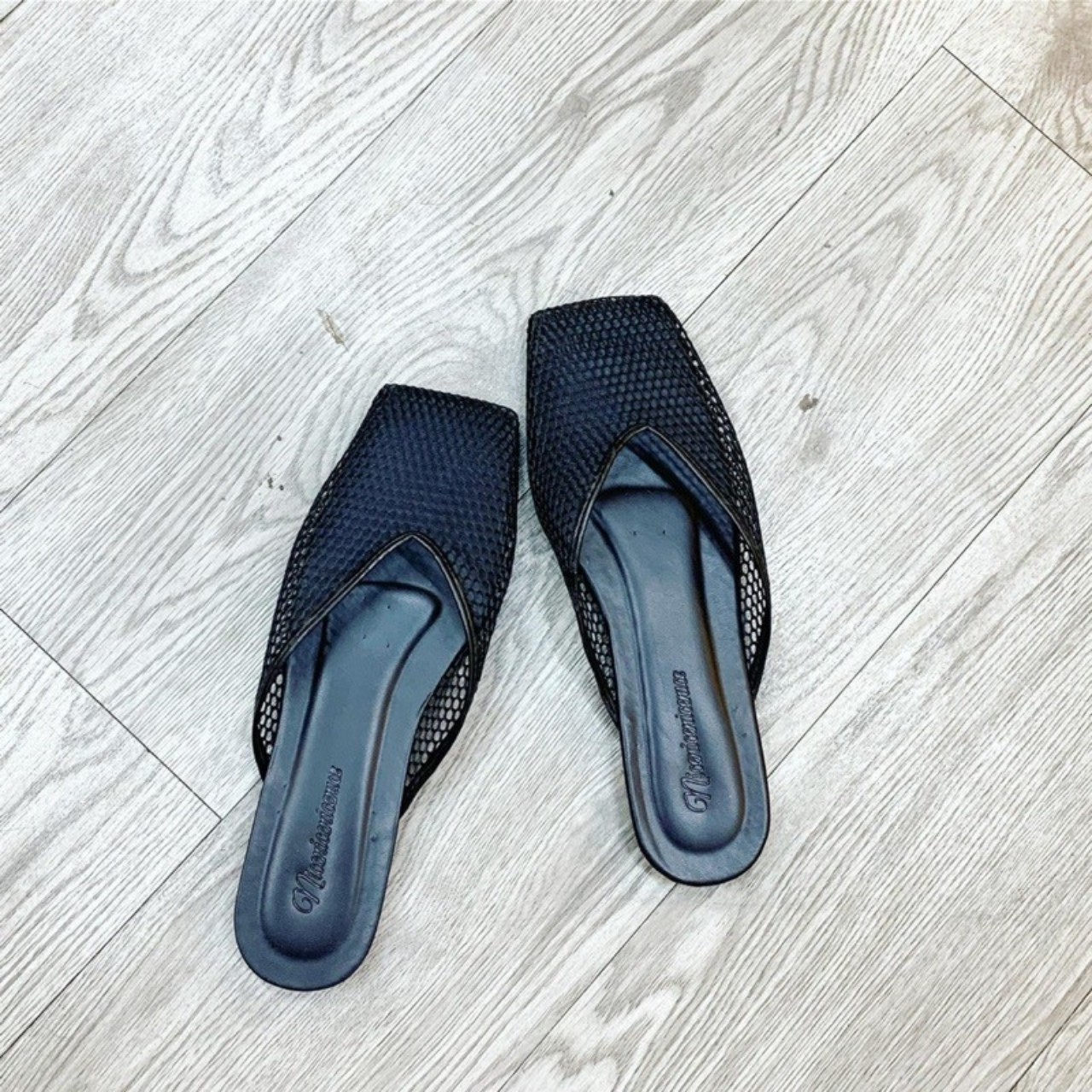 Giày sục lưới siêu thoáng