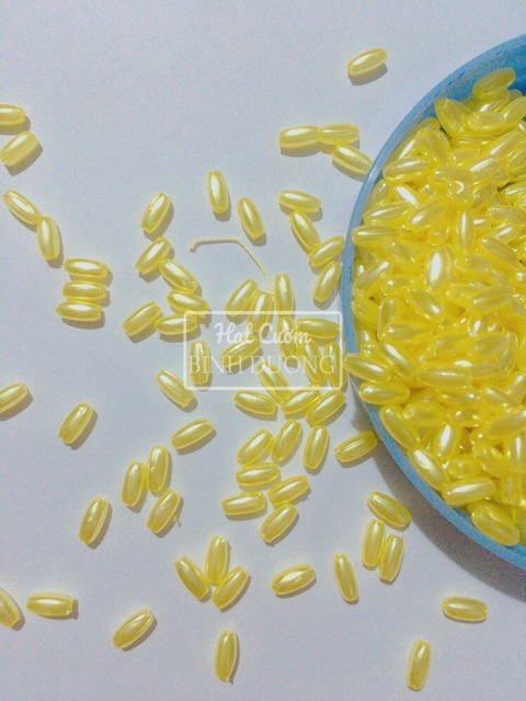 Gói 10gram khoảng 400 hạt cườm lúa nhỏ 3x6mm phủ màu bóng đẹp